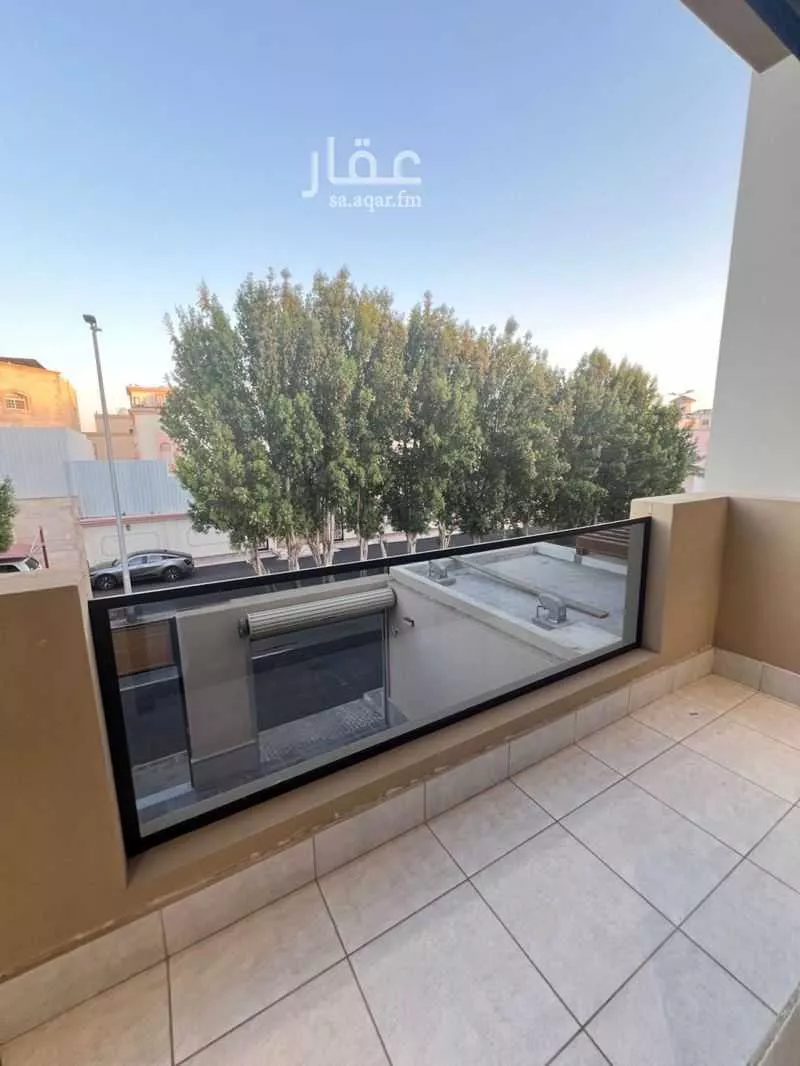 فيلا 5 غرف في النعيم 9