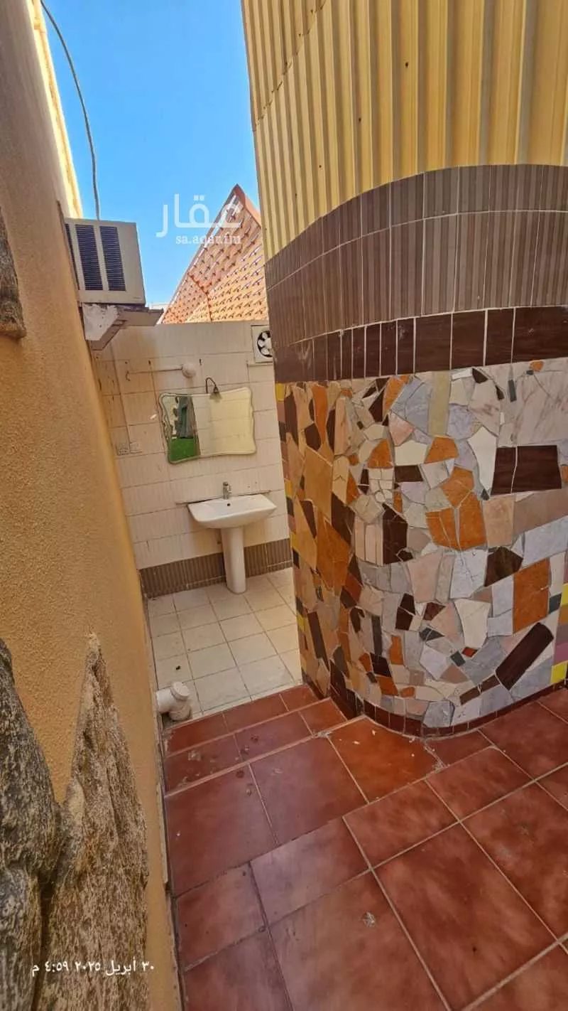 فيلا 10 غرف في البساتين 4