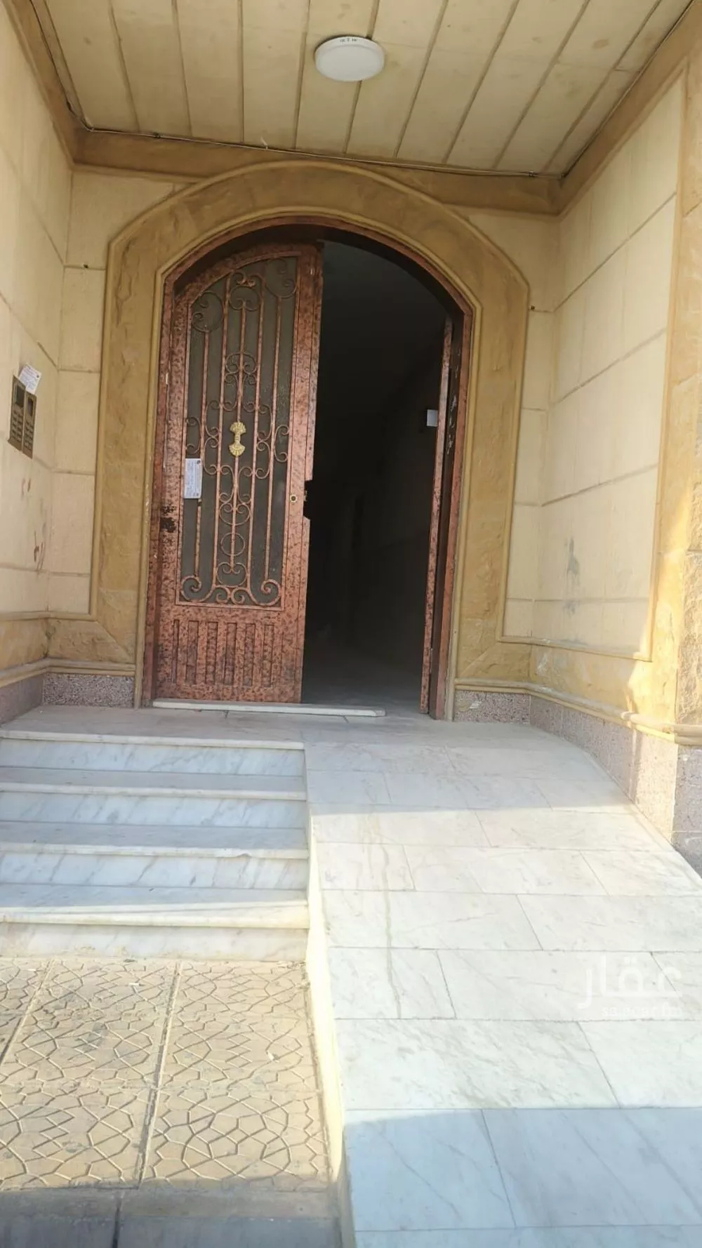 شقة 3 غرف في الملقا 6