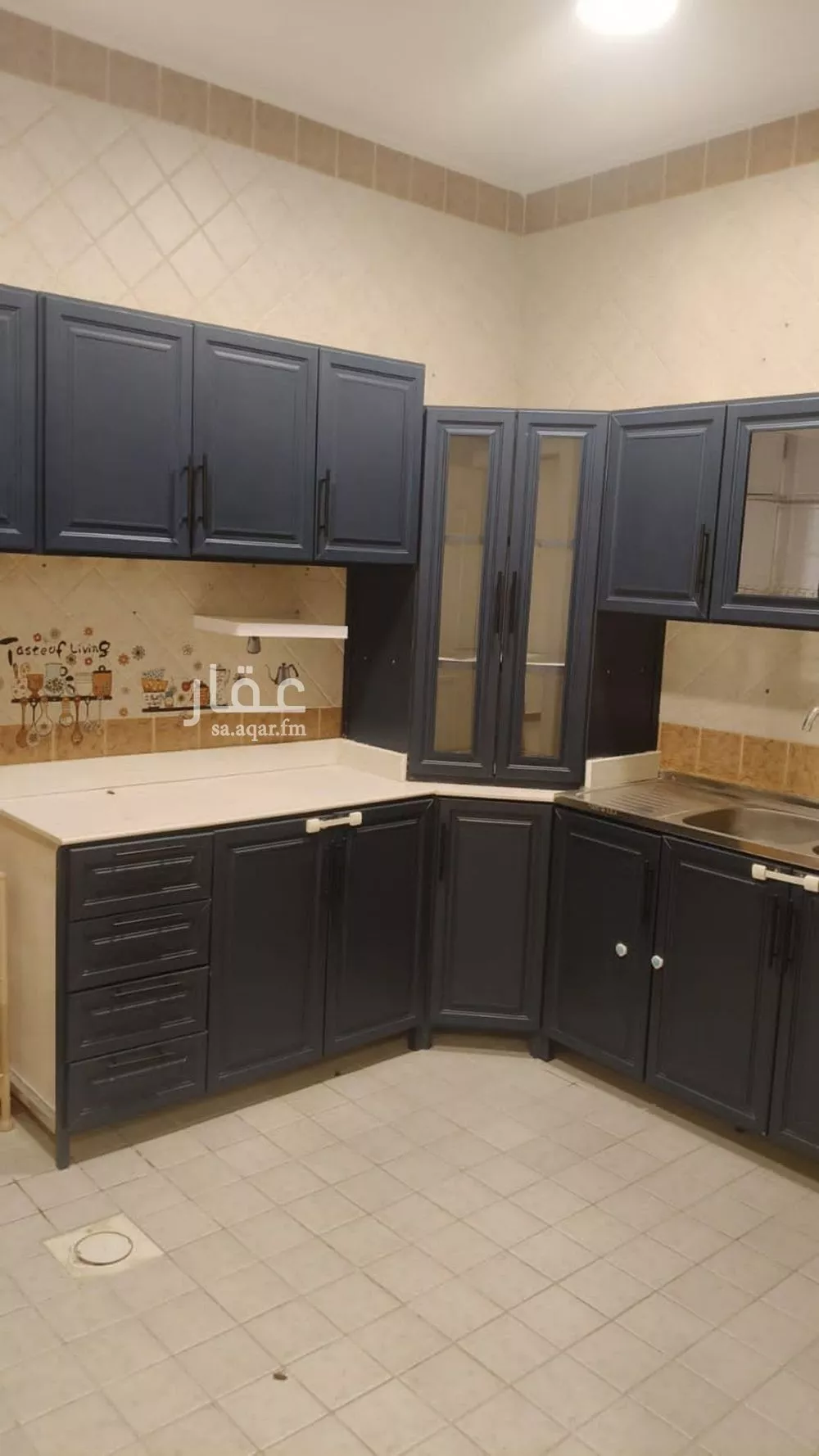 شقة 3 غرف في الملقا 7