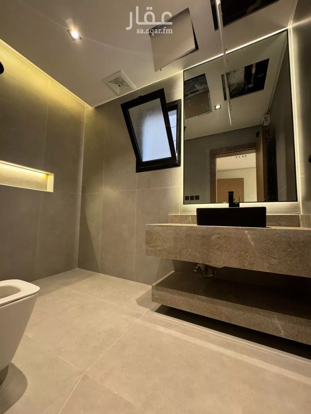 فيلا 5 غرف في الصوارى 15