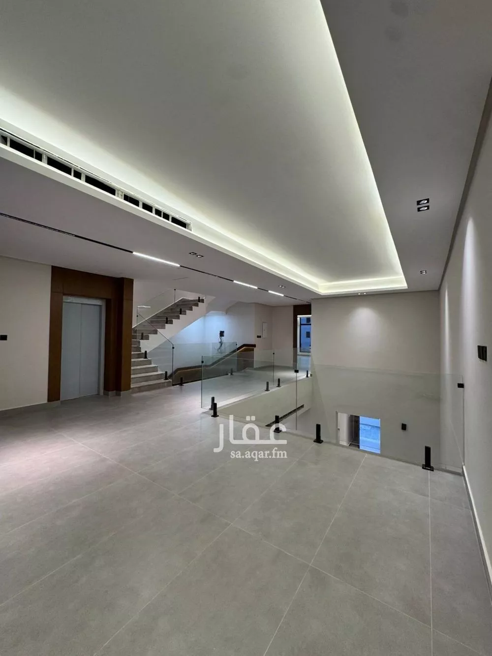 فيلا 5 غرف في الصوارى 10