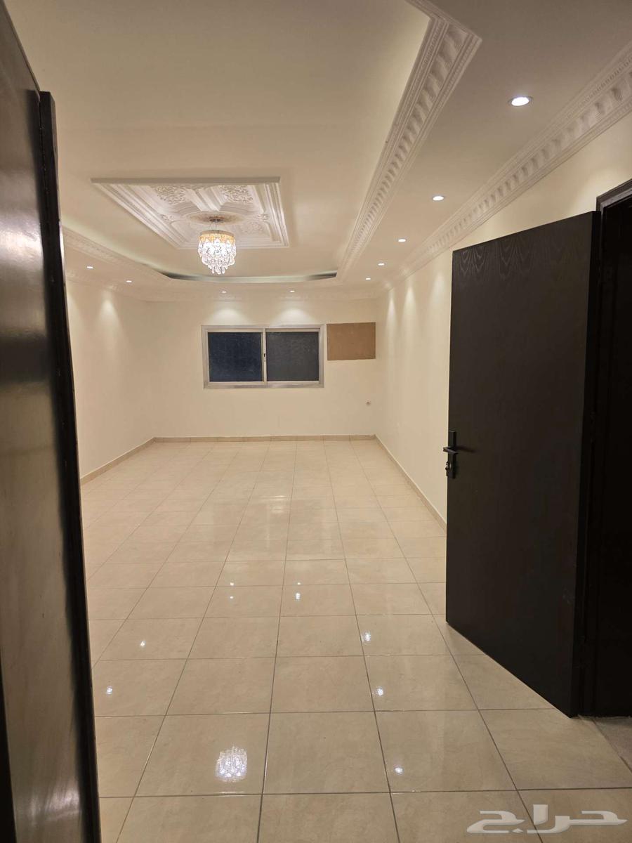 فيلا 17 غرف في الناصرية 3