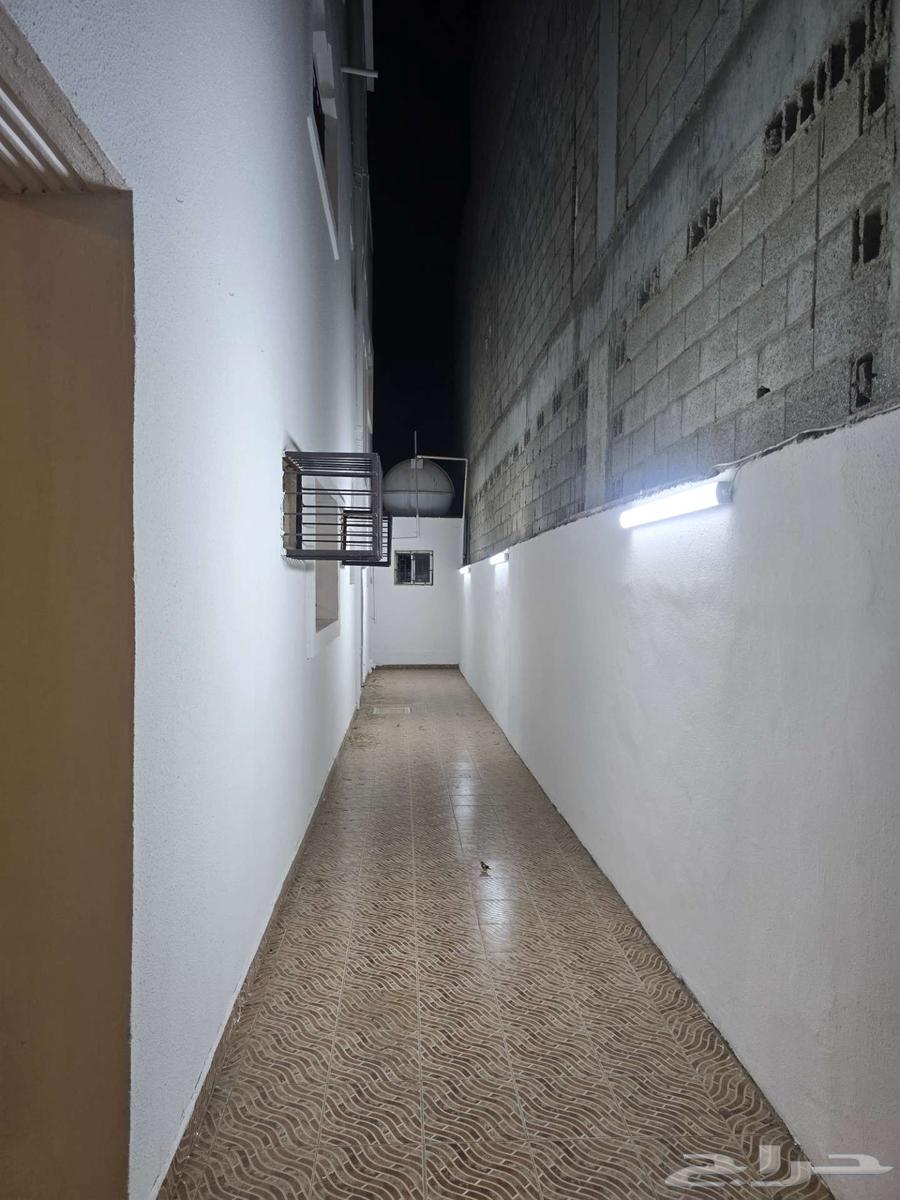 فيلا 17 غرف في الناصرية 22