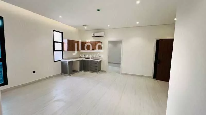 عمارة 644 م² في العارض 2