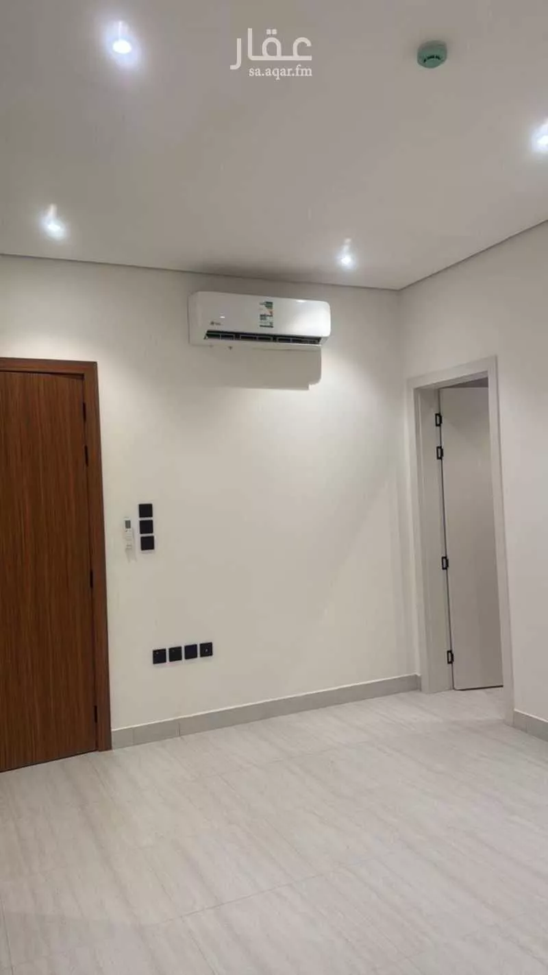 عمارة 644 م² في العارض 5