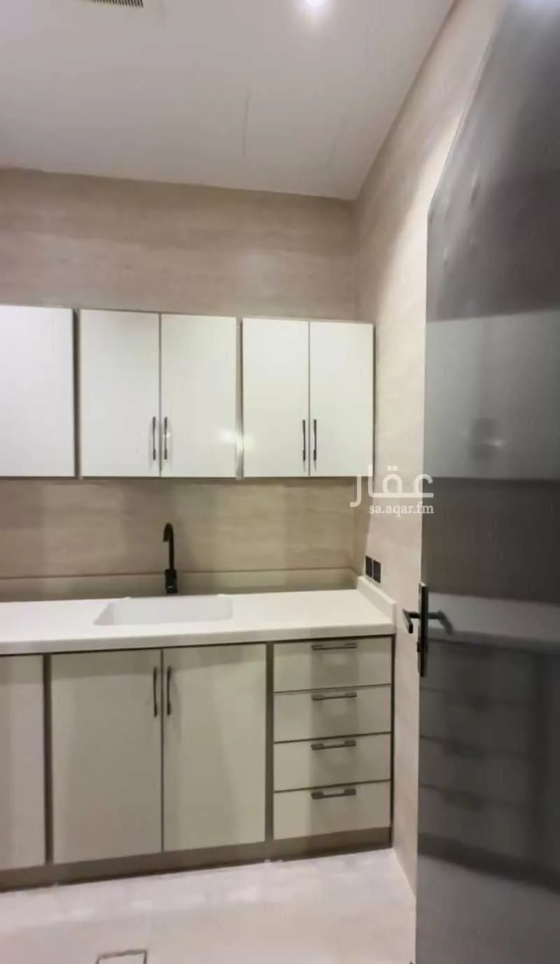 عمارة 924 م² في ضاحية نمار 13