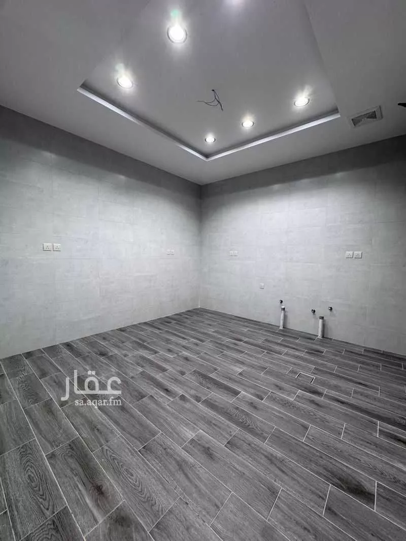 فيلا 7 غرف في بحرة 8