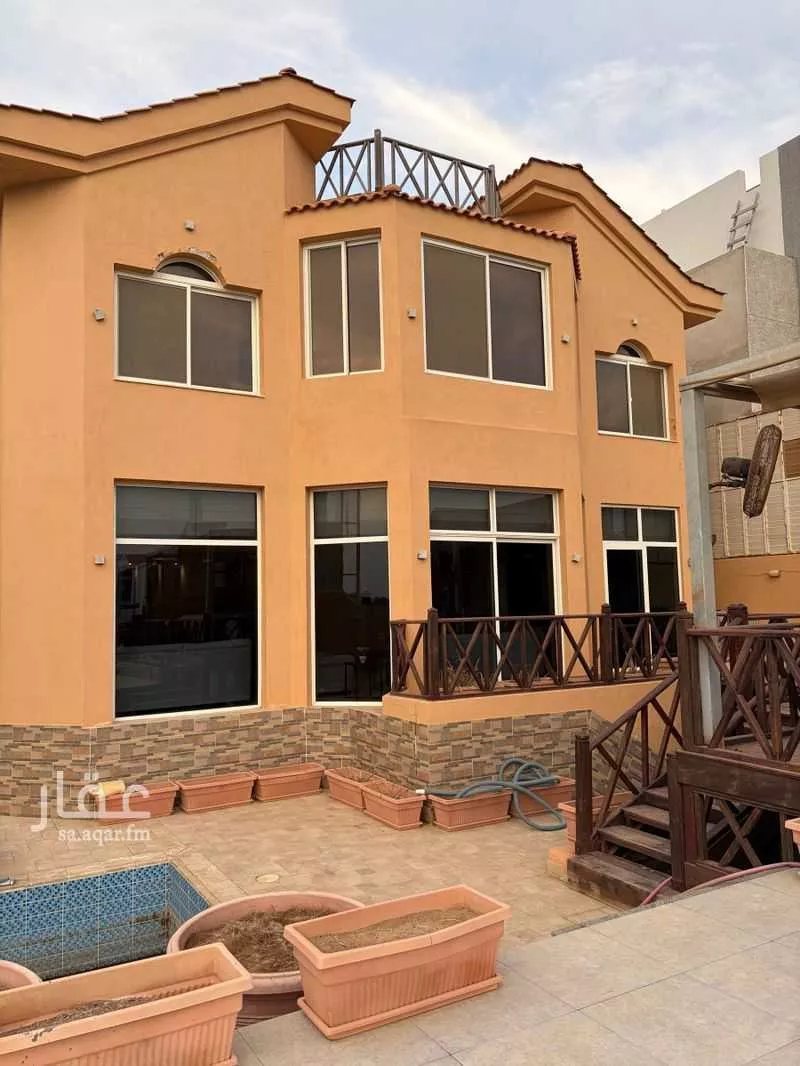 فيلا 5 غرف في الزمرد 5