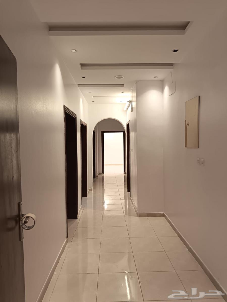 شقة 4 غرف في الخضراء 2
