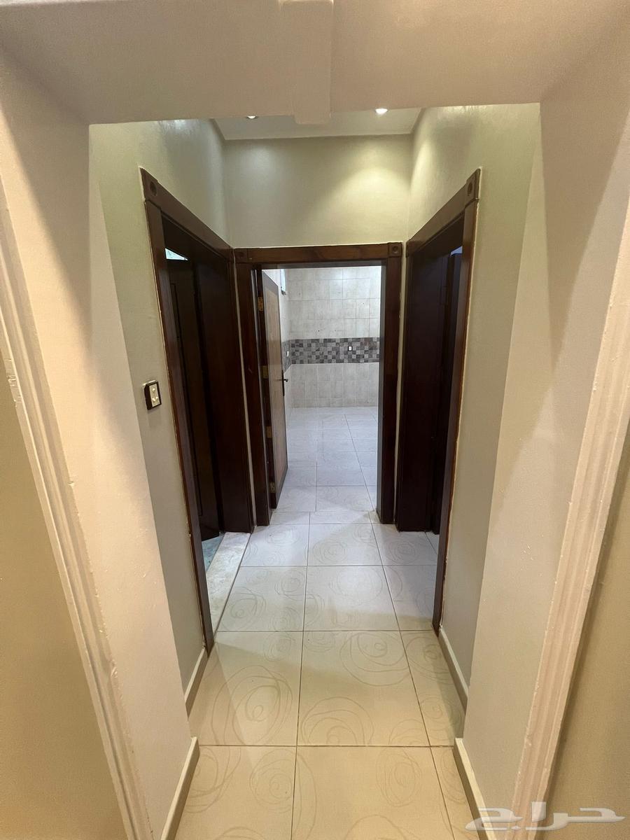 شقة 7 غرف في الحمراء و ام الجود 6