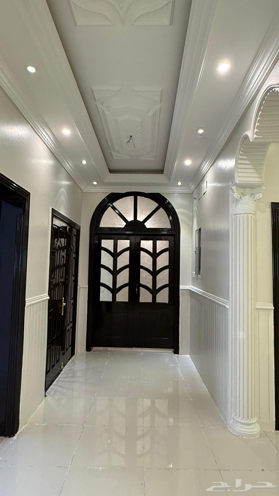 شقة 5 غرف في الشرائع 12