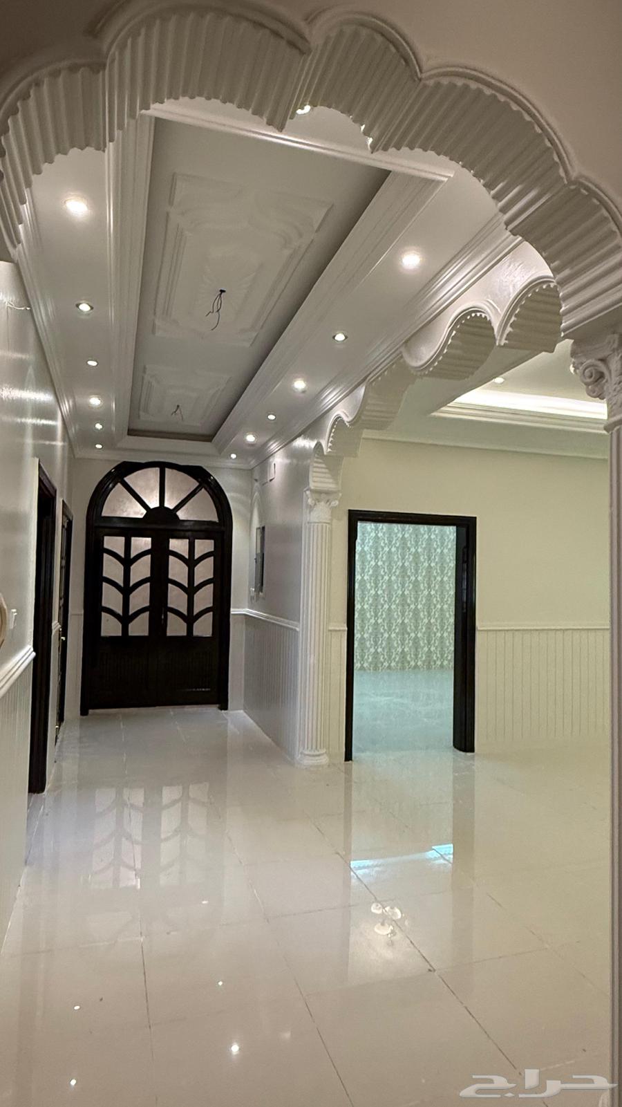 شقة 5 غرف في الشرائع 13