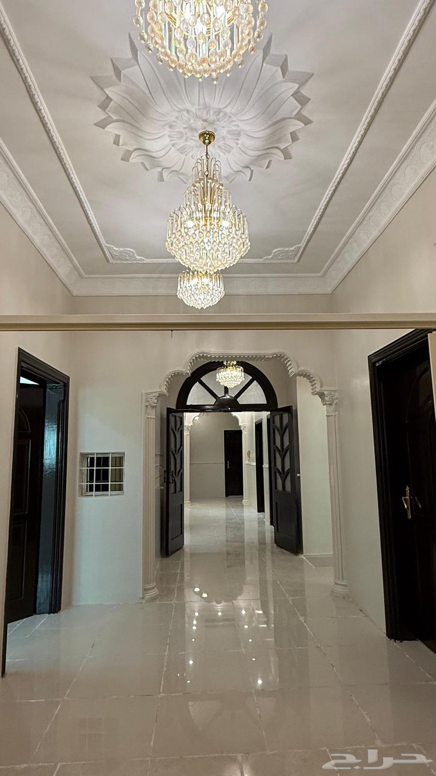 شقة 5 غرف في الشرائع 6