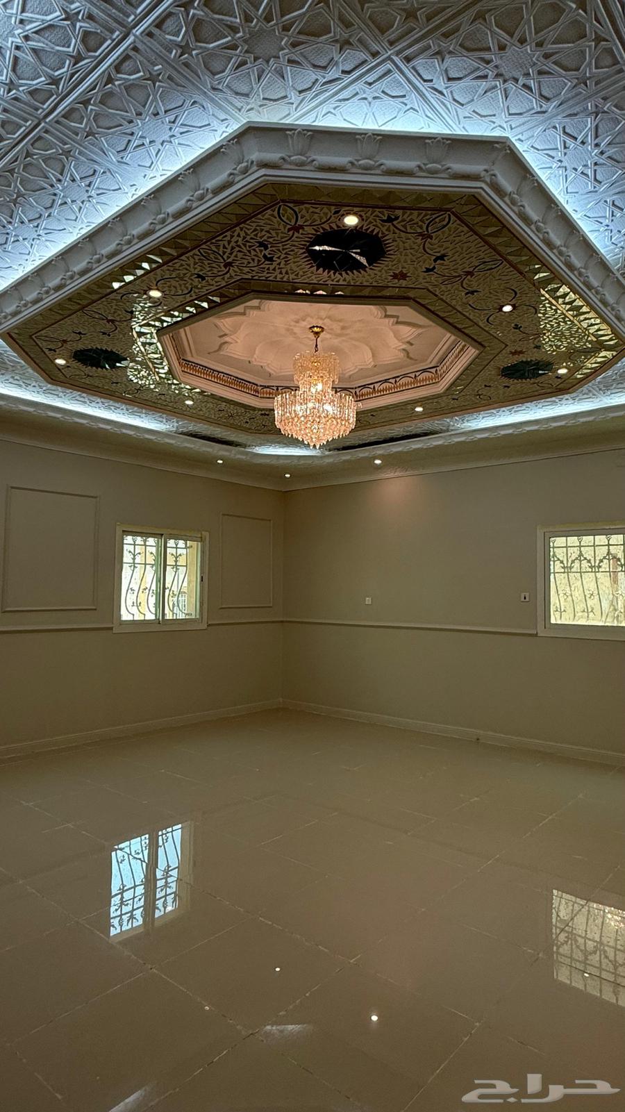 شقة 5 غرف في الشرائع 8