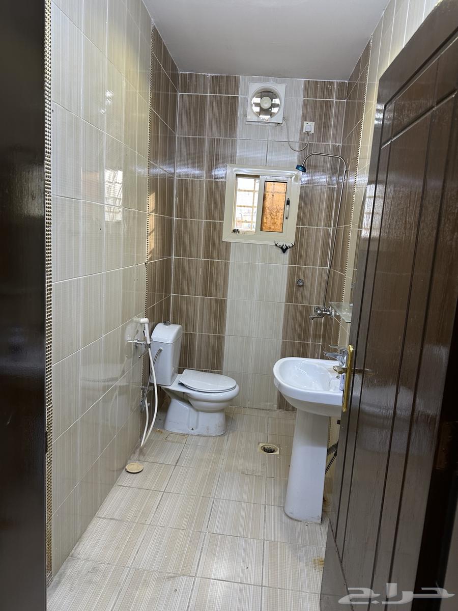 شقة 4 غرف في الشرائع 3