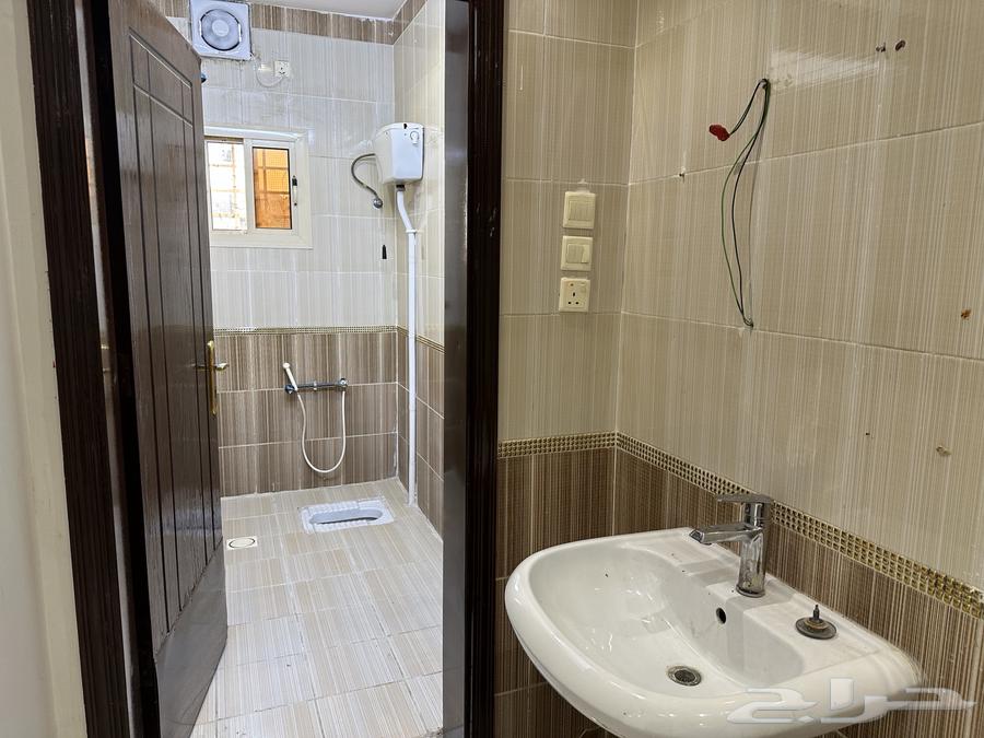 شقة 4 غرف في الشرائع 8