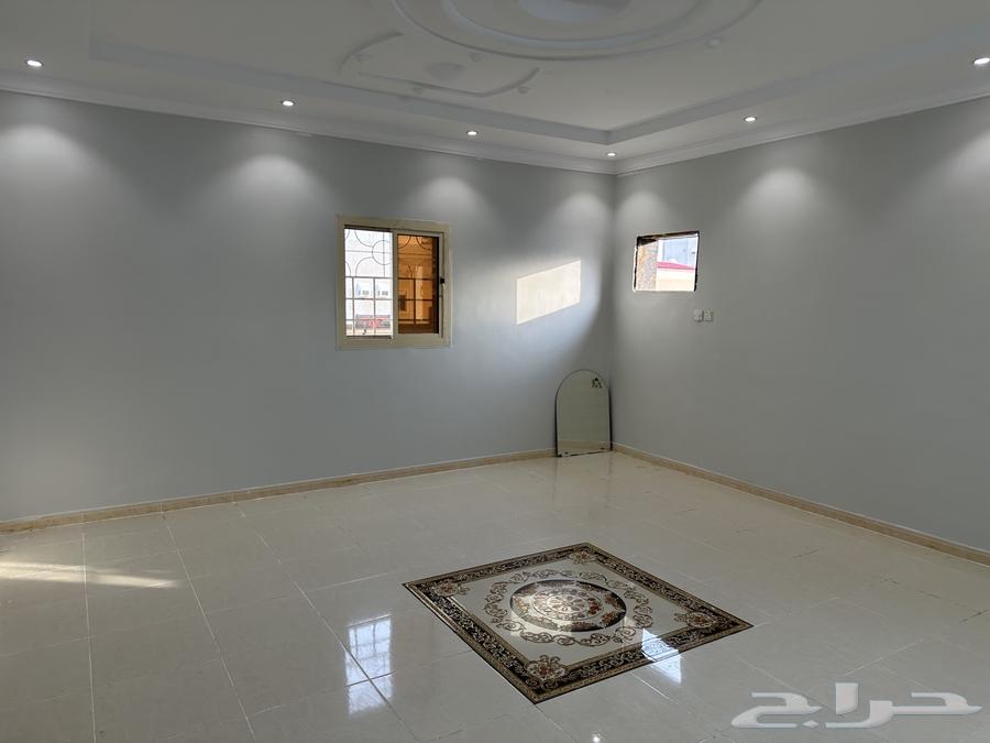 شقة 4 غرف في الشرائع 9