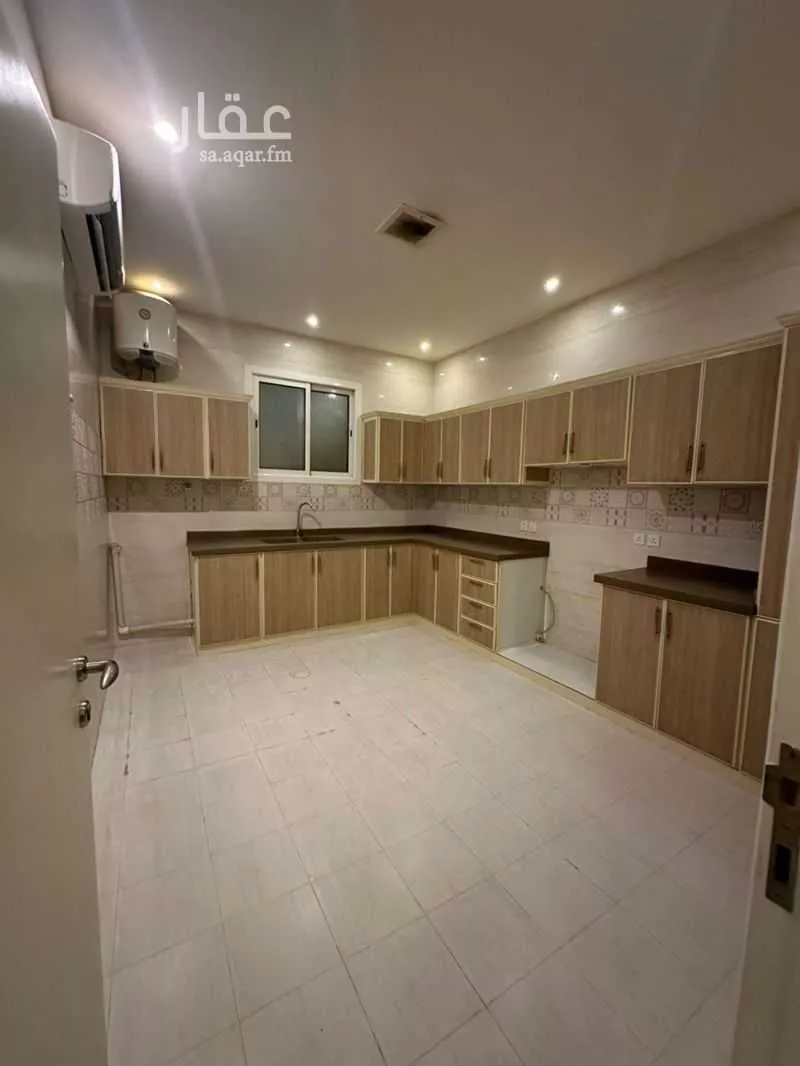 دور 4 غرف في العارض 3