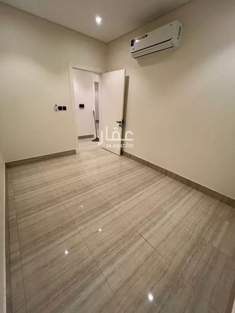 4 bedroom apartment in Al Rimal 18
