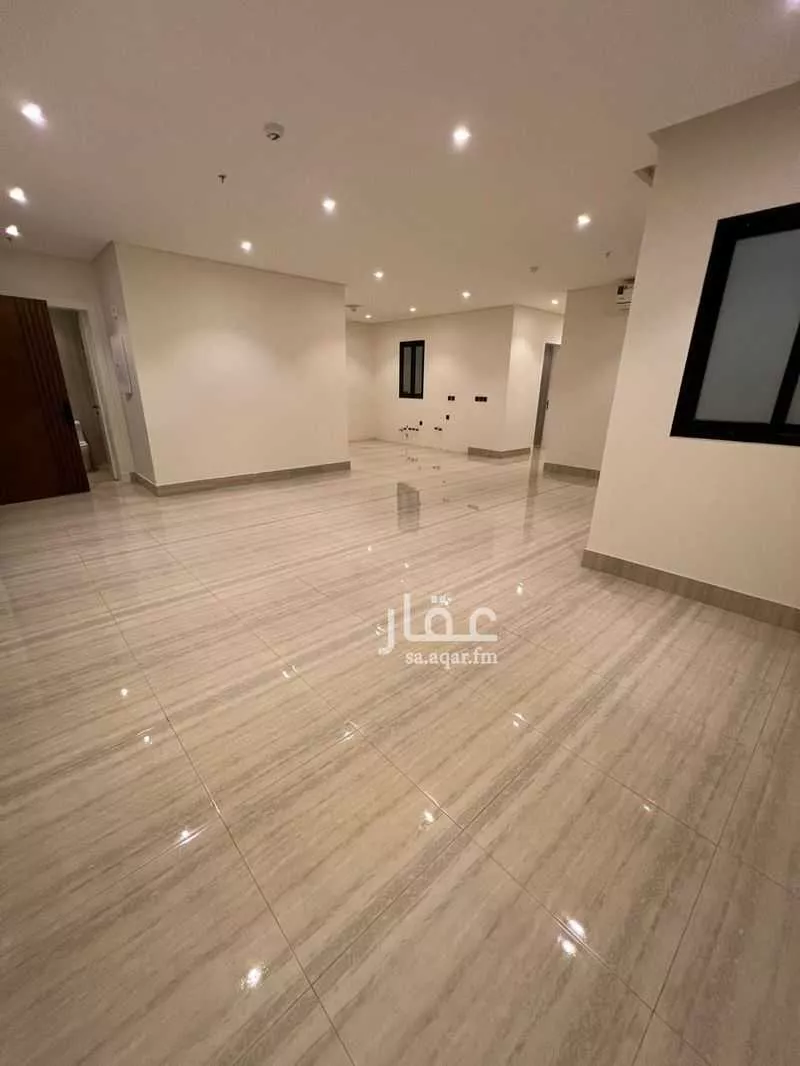 4 bedroom apartment in Al Rimal 19