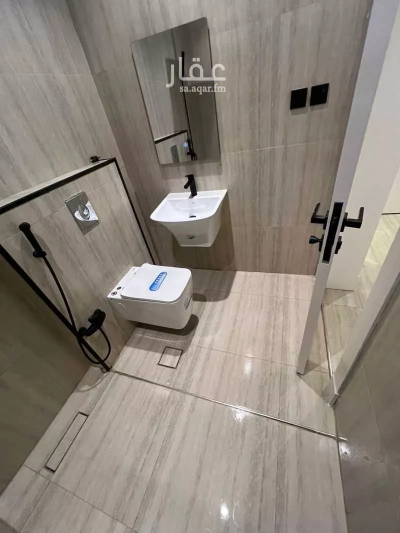 4 bedroom apartment in Al Rimal 5