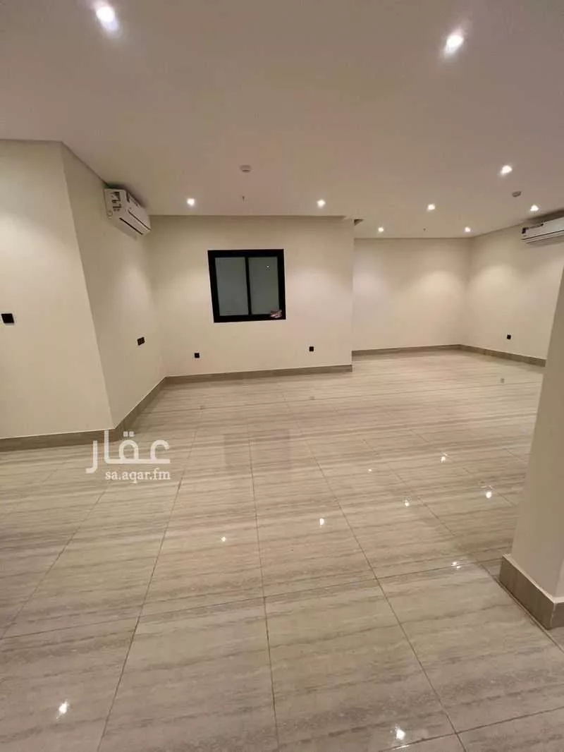 4 bedroom apartment in Al Rimal 8