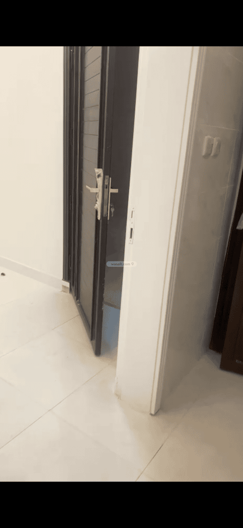 شقة 4 غرف في الشرائع 6