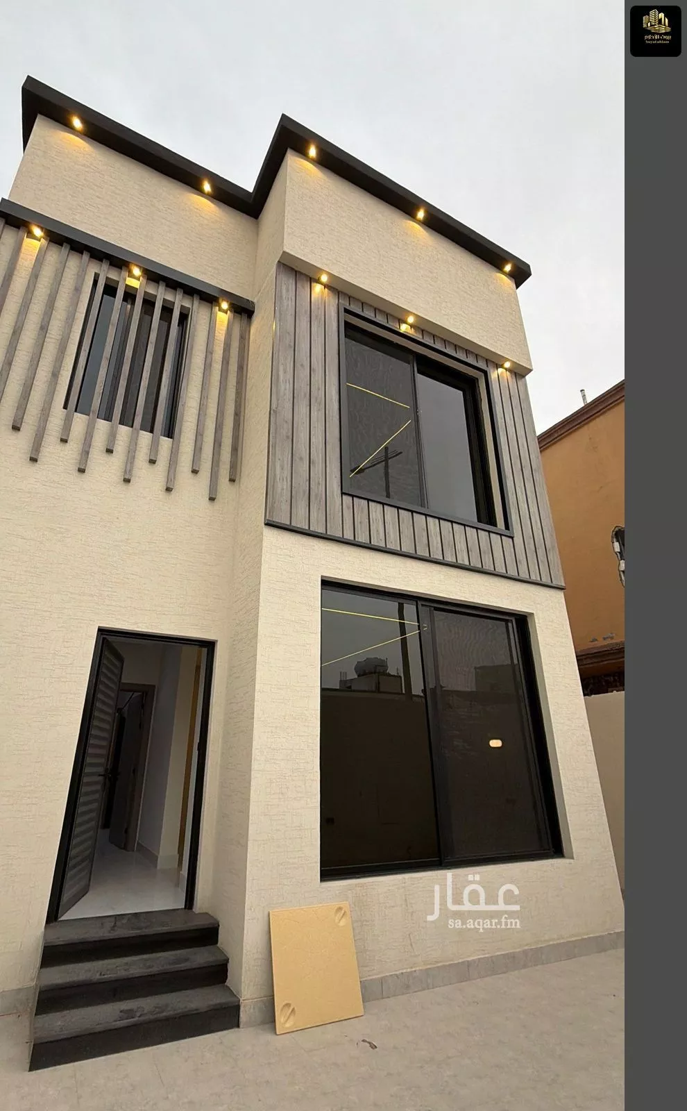 فيلا 6 غرف في الشراع 2