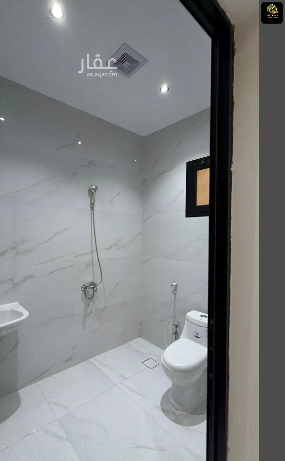 فيلا 6 غرف في الشراع 15