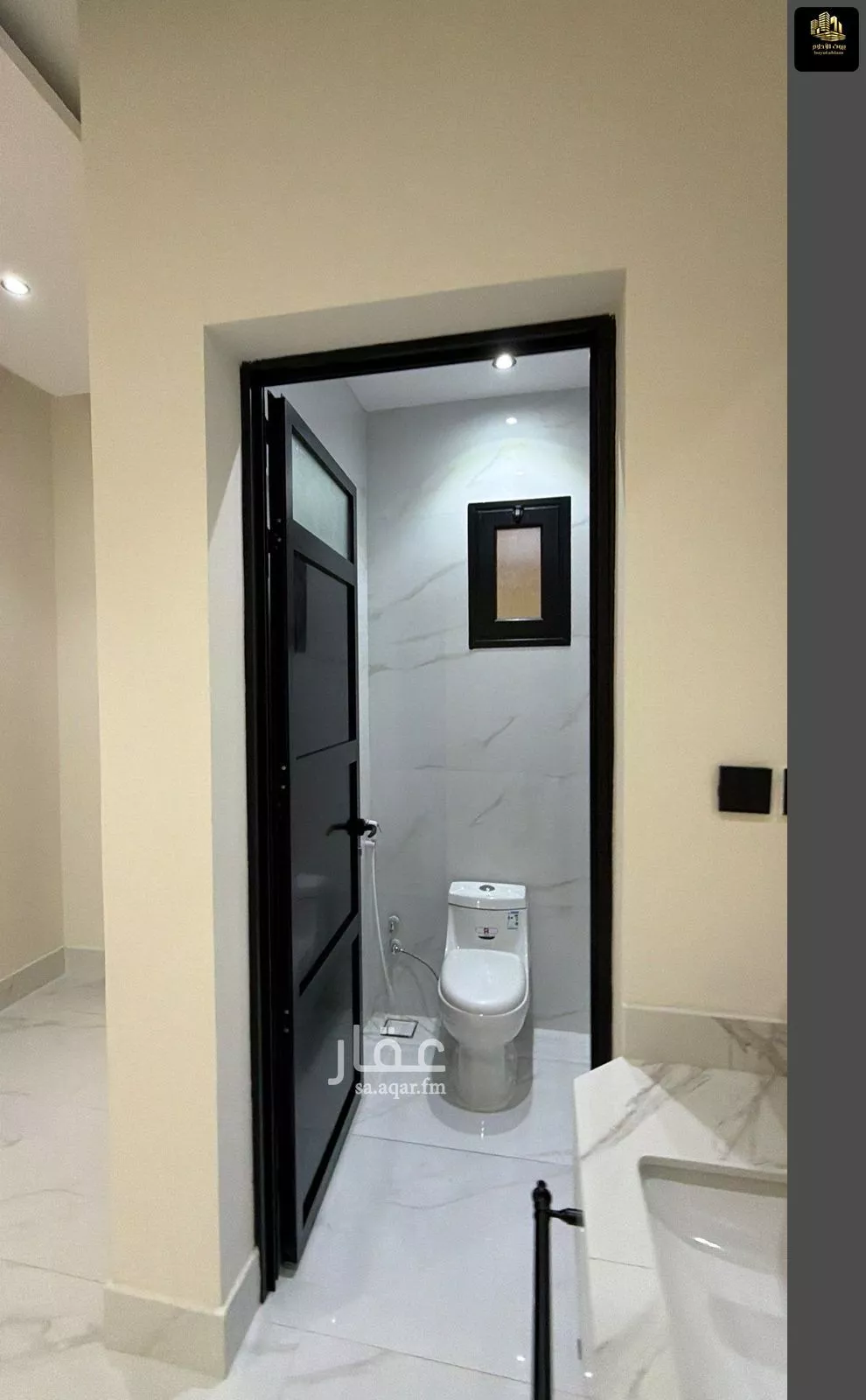 فيلا 6 غرف في الشراع 16