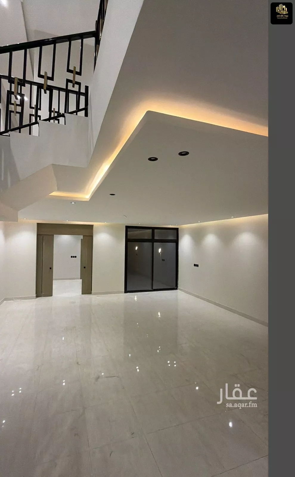 فيلا 6 غرف في الأمواج 5