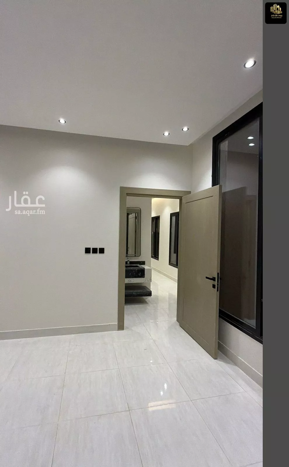 فيلا 6 غرف في الأمواج 7