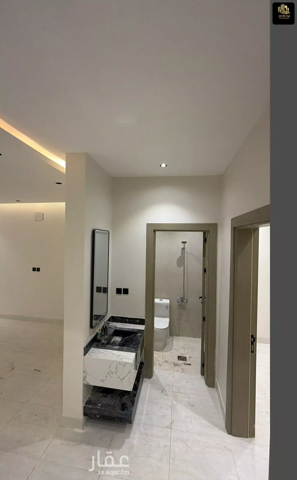 فيلا 6 غرف في الأمواج 9