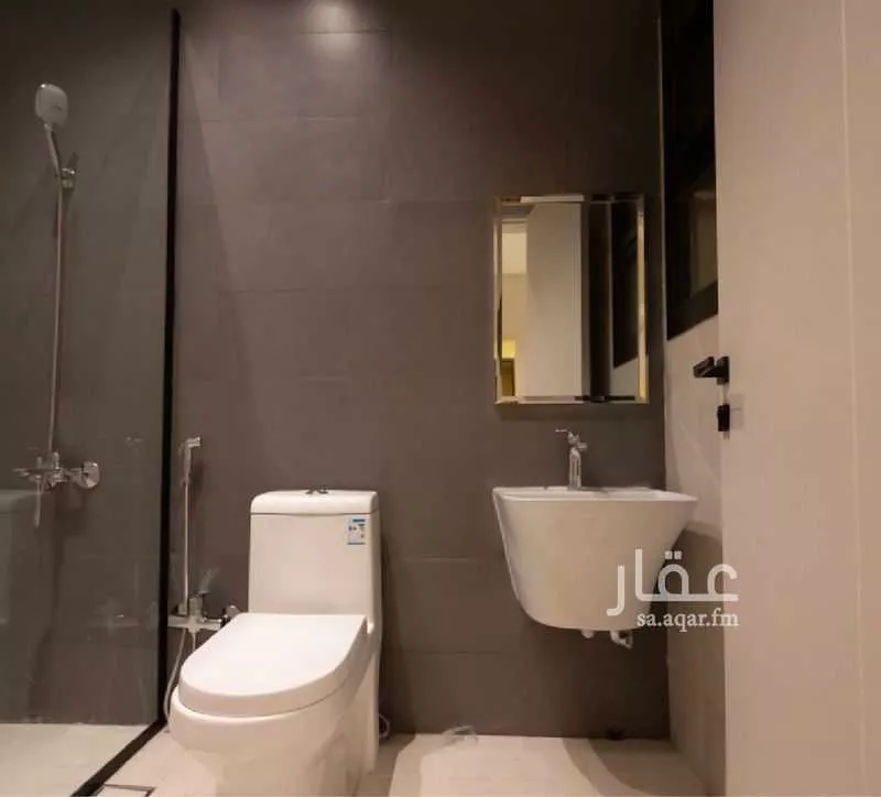 شقة 3 غرف في العارض 11