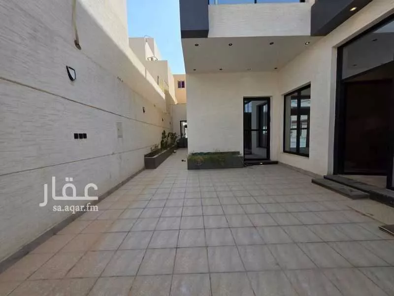 فيلا 6 غرف في الرمال 3