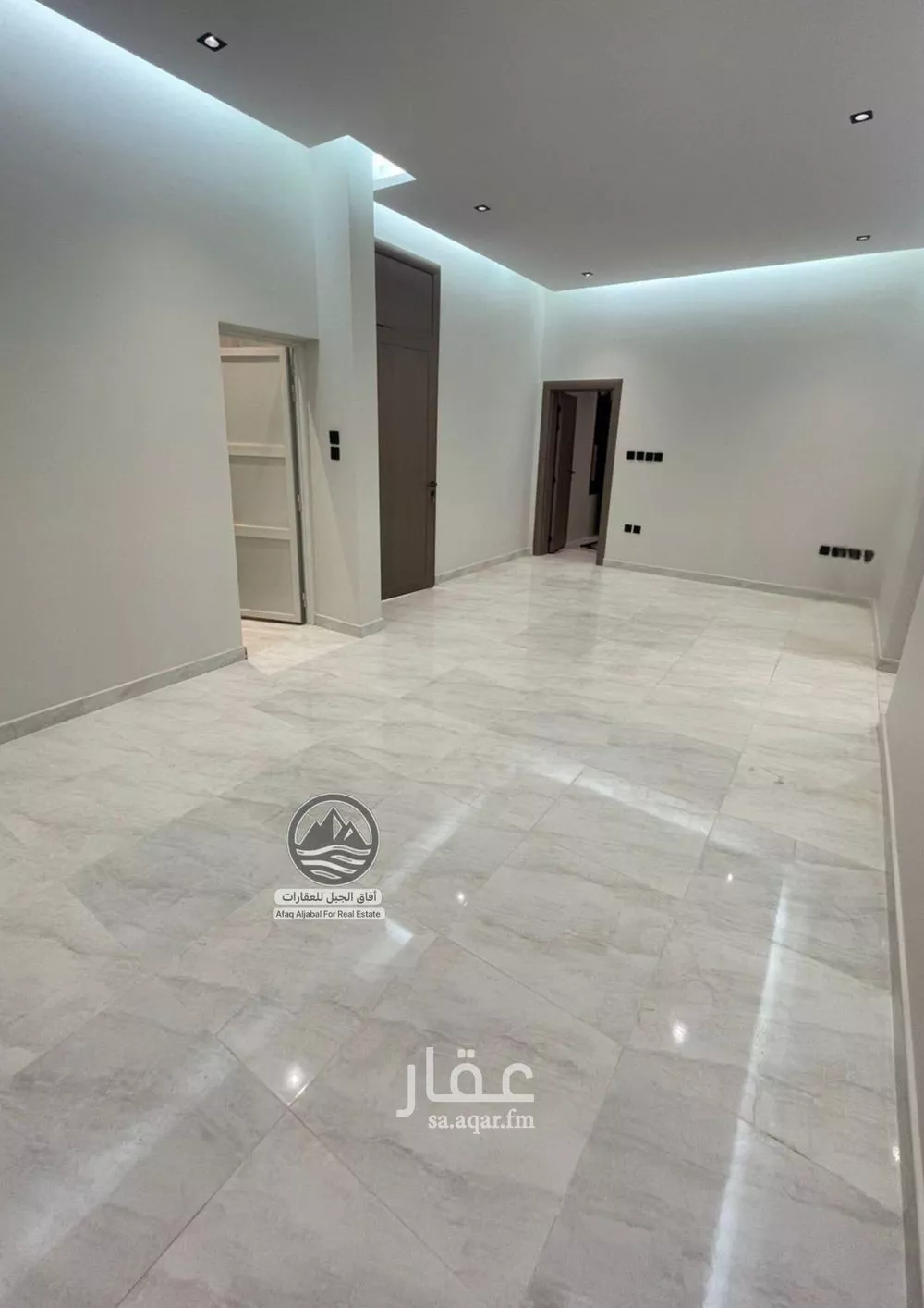 دور 4 غرف في النرجس 7