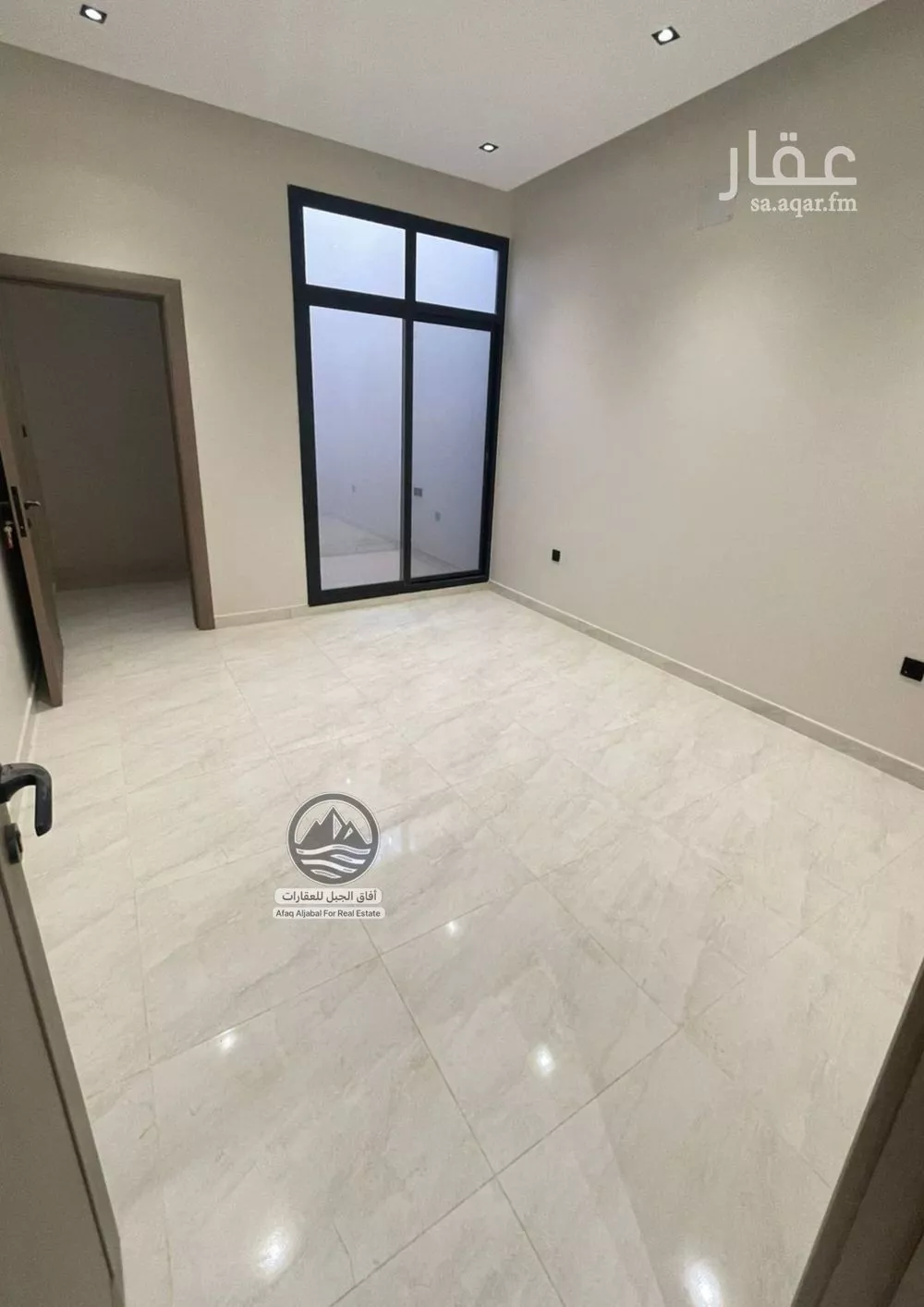 دور 4 غرف في النرجس 10