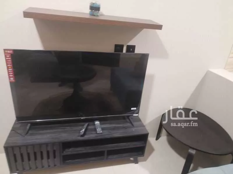 شقة 2 غرف في الثقبة 2