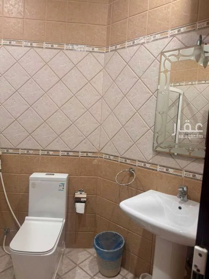 فيلا 9 غرف في طيبة 13