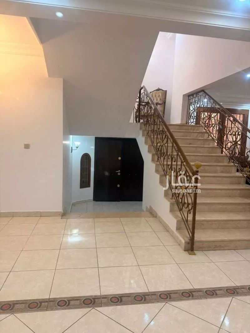 فيلا 9 غرف في طيبة 14