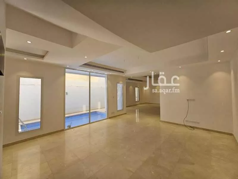 فيلا 5 غرف في الشراع 2