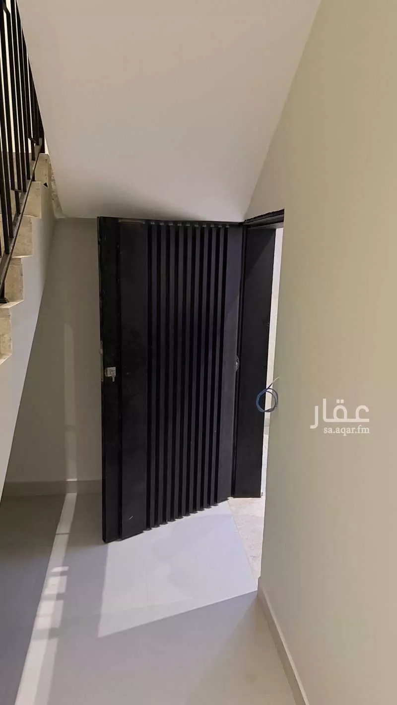 دور 3 غرف في النظيم 8