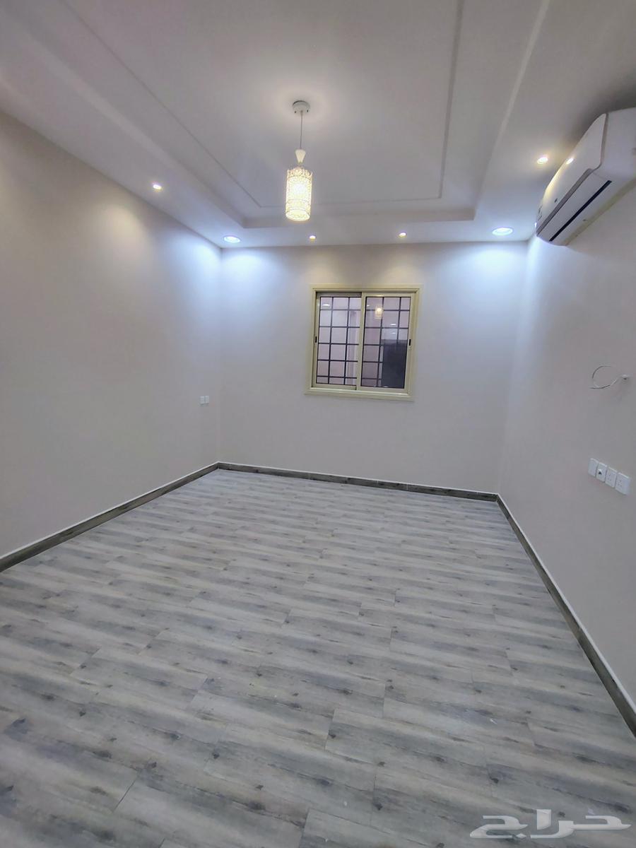 شقة  في المهدية 4