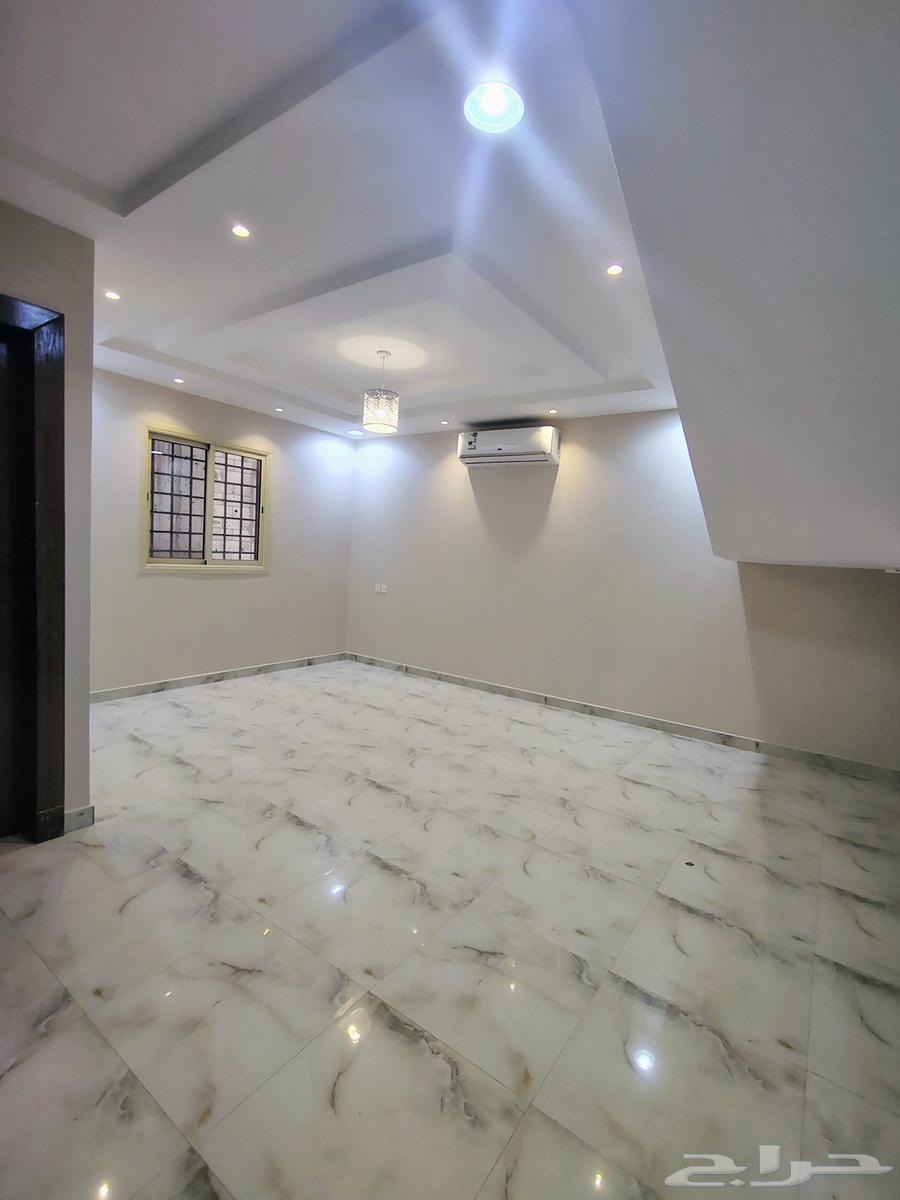 شقة  في المهدية 8