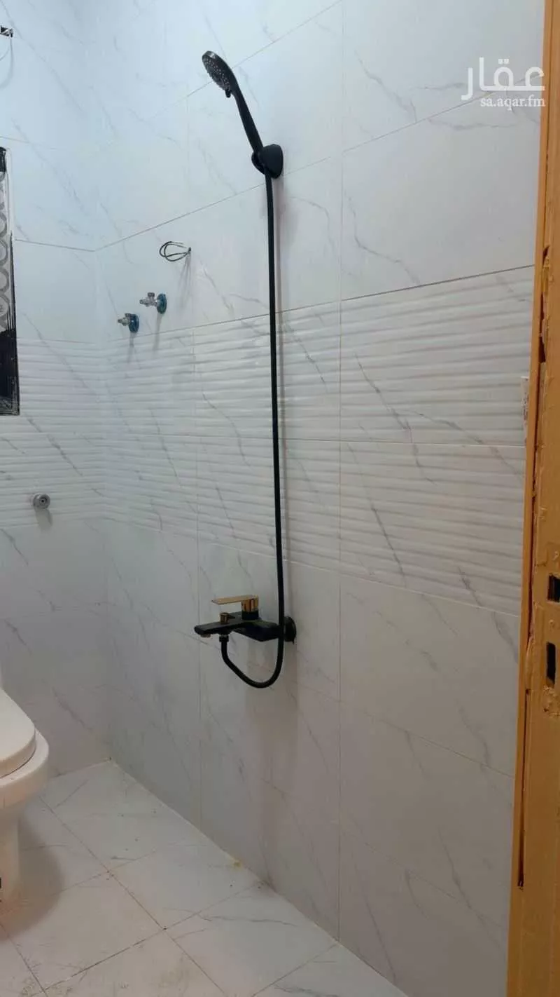 5 bedroom apartment in Al Nuzhah 5
