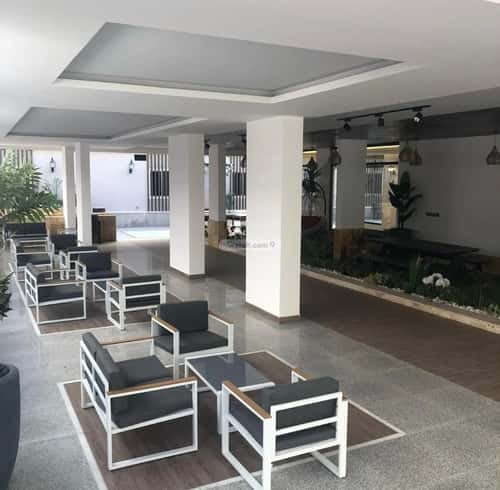 شقة 7 غرف في الملقا 12