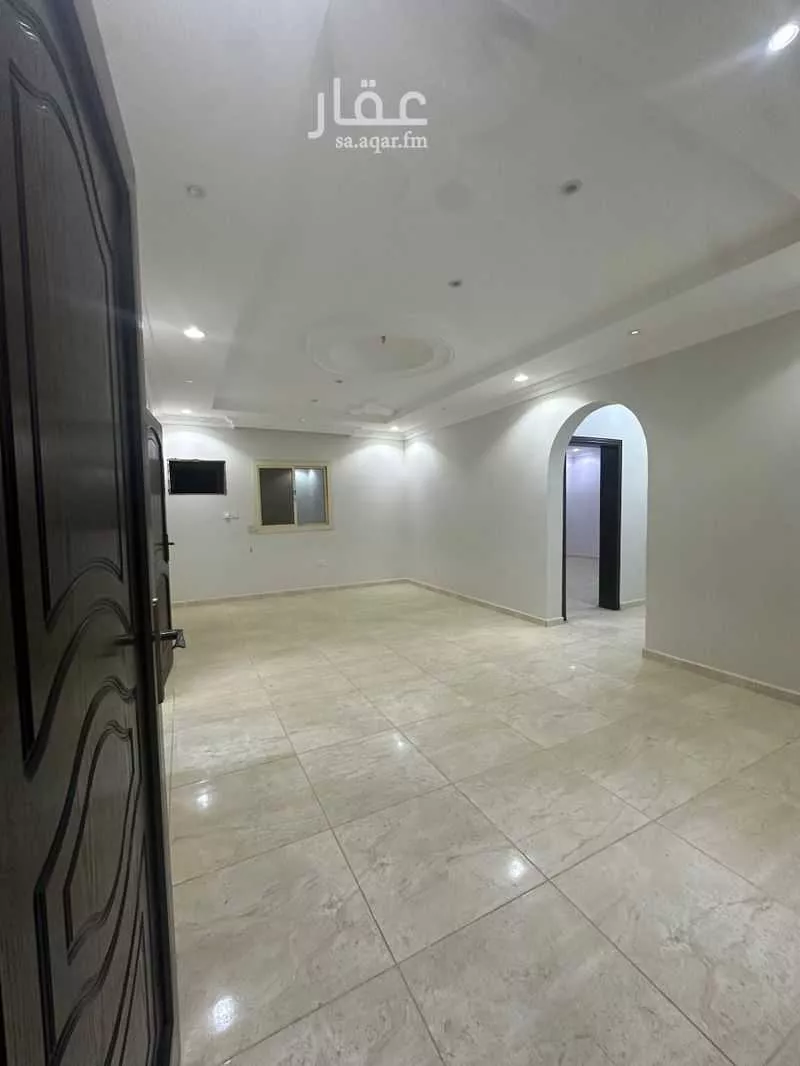 5 bedroom apartment in Al Shawqiyyah 3