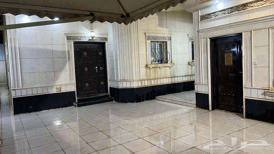 فيلا 9 غرف في الرمال 7