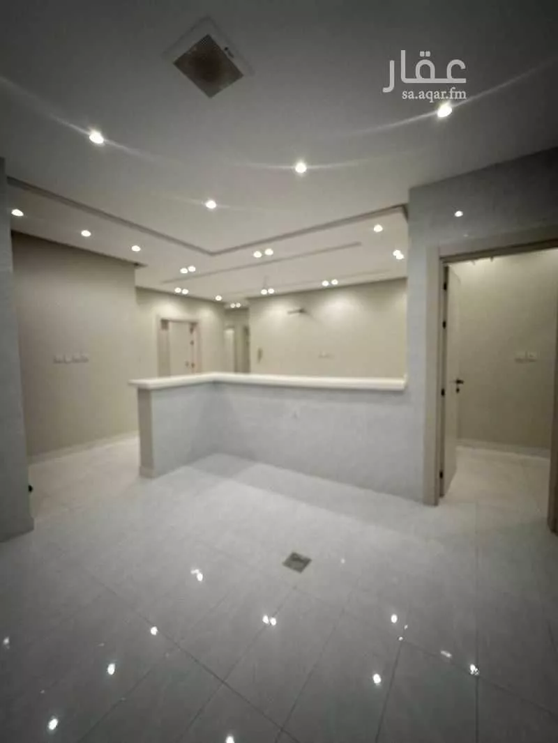 شقة 5 غرف في طيبة 2